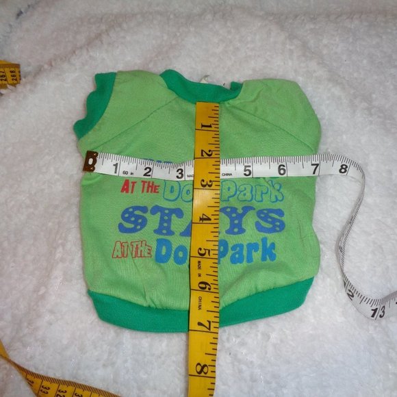 GRREAT CHOICE Dog Shirt Size Small What Happens At The Dog Park - Picture 6 of 6